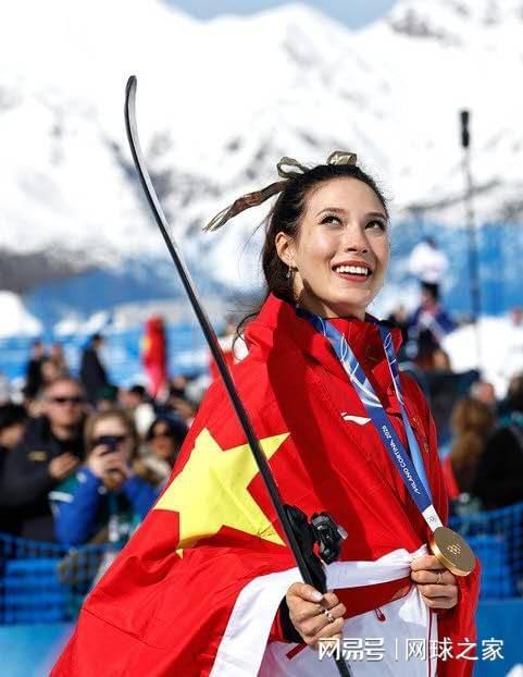 开云App-谷爱凌完美收官获德约祝贺，郑钦文零互动再掀波澜，外网也炸锅了